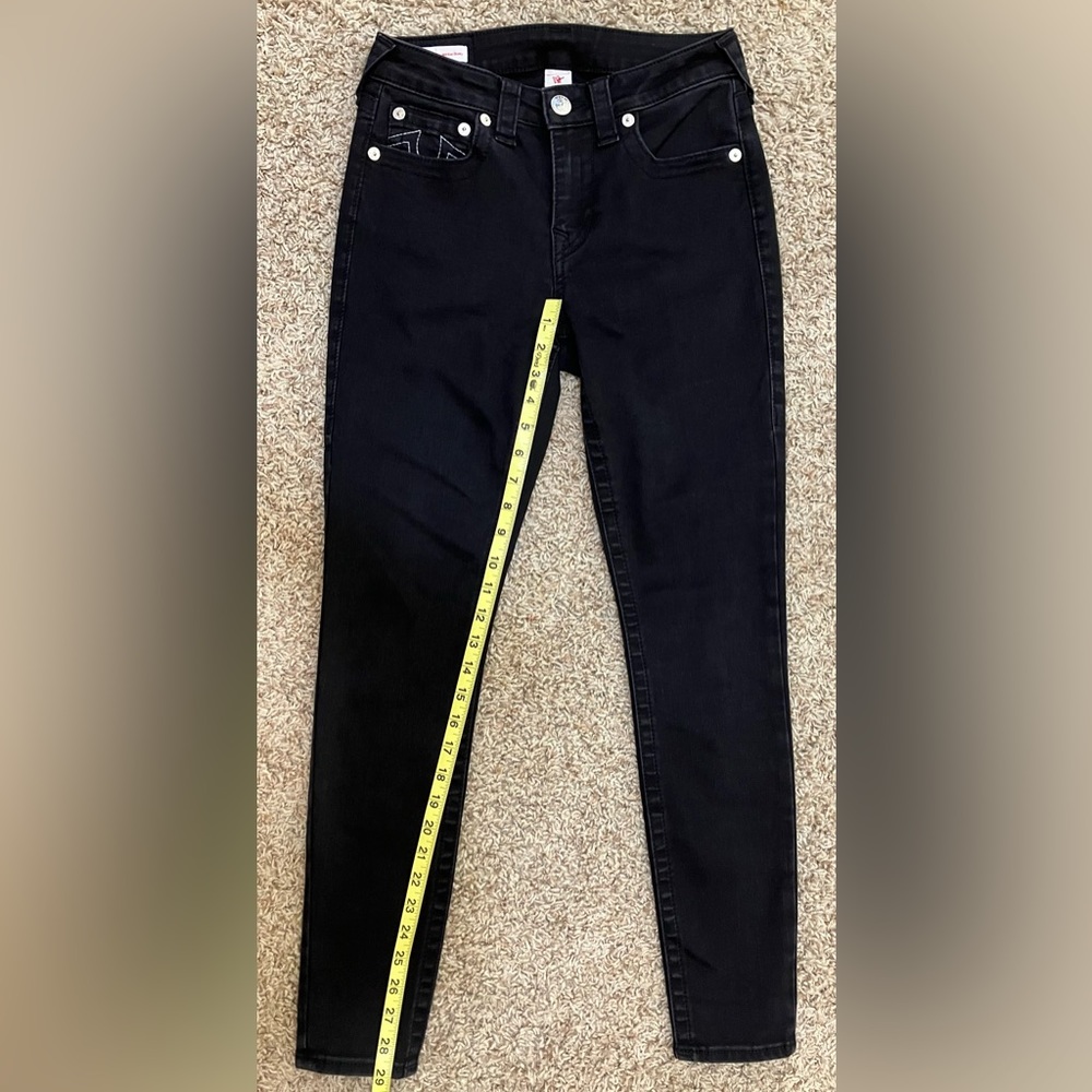 True Religion Jennie Curvy Mid Rise Skinny Black Denim Jeans
Womens size 28